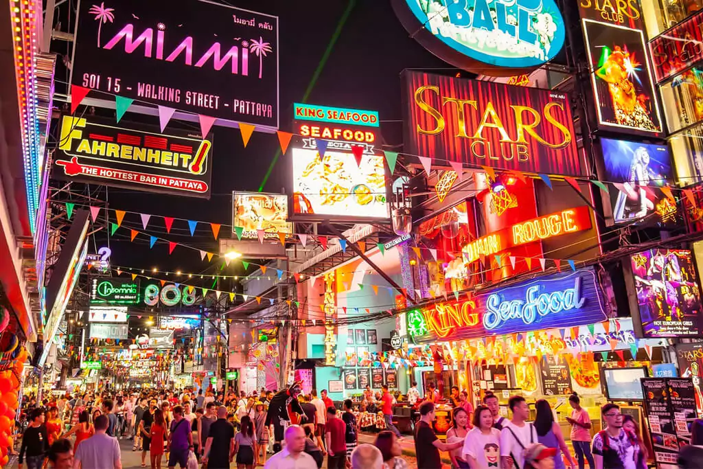 nightlife in pattaya