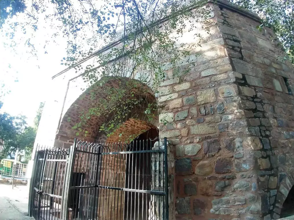 spooky places in Delhi