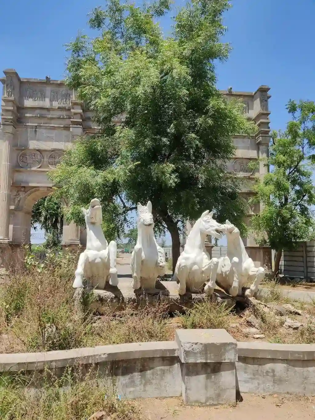 signature farm ahmedabad haunted story