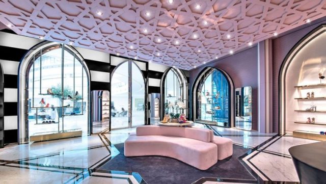 fashion girls must visit dubai mall