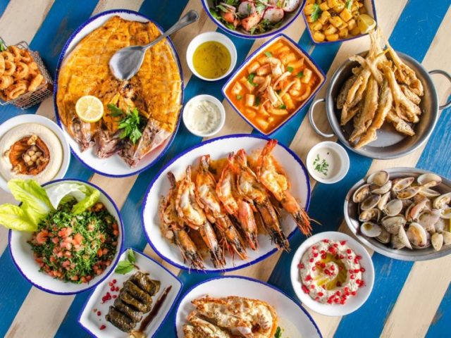 Dubai restaurants and bars that allow flip-flops and casual dress